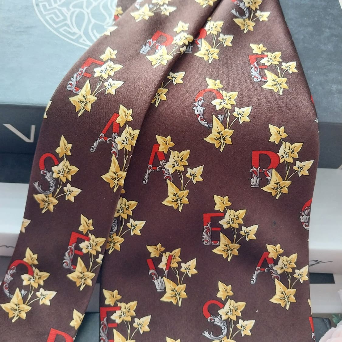 베르사체 실크 브라운 플라워 패턴 넥타이 9.7cm A+등급  K1262 상품이미지3