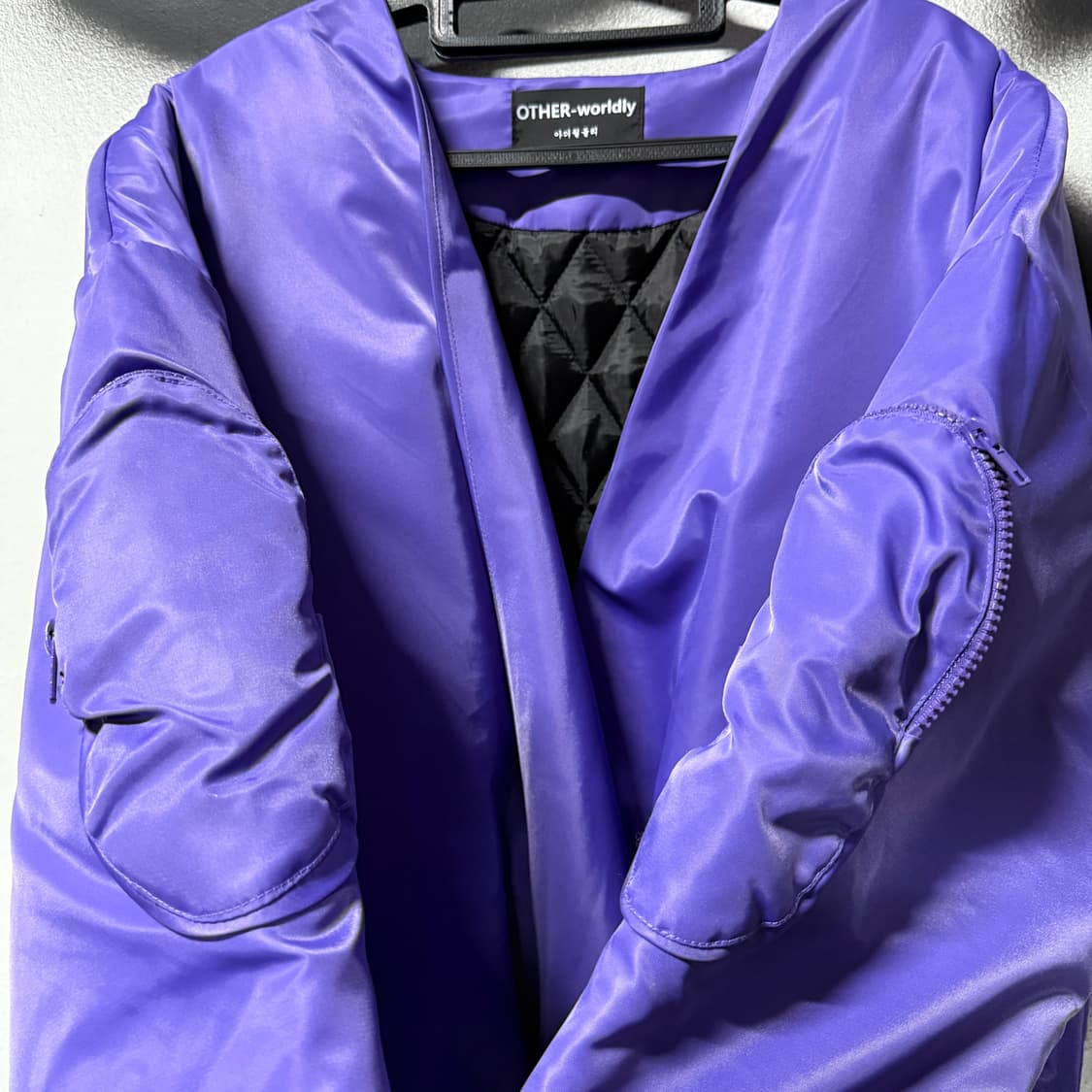 아더 월들리 바이올렛 Ma-1 랩 디자인 퀼팅 봄버 자켓 상품이미지5