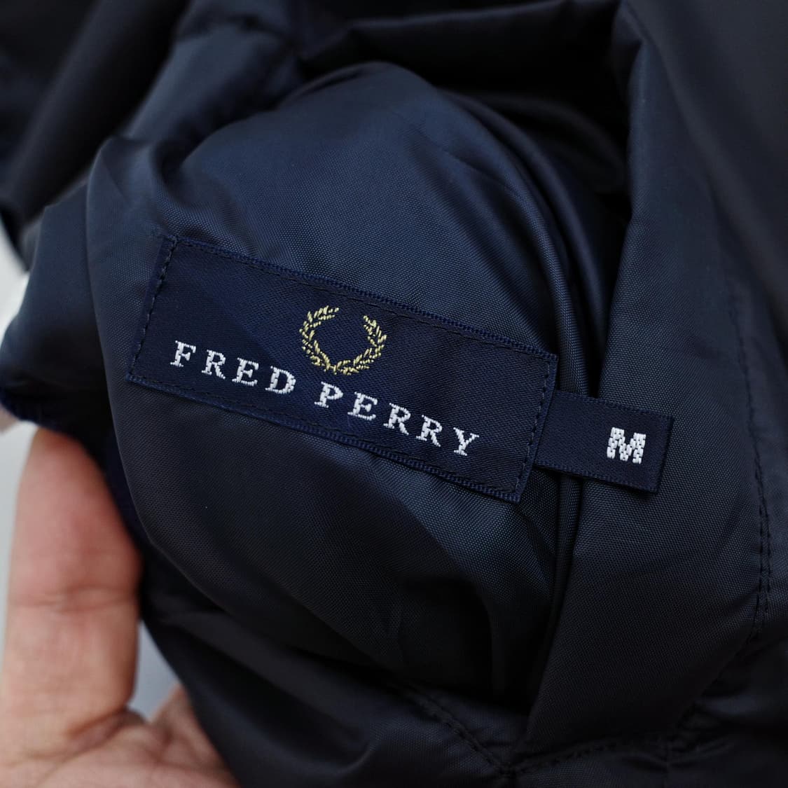 fred perry reversible puffer padding 상품이미지8