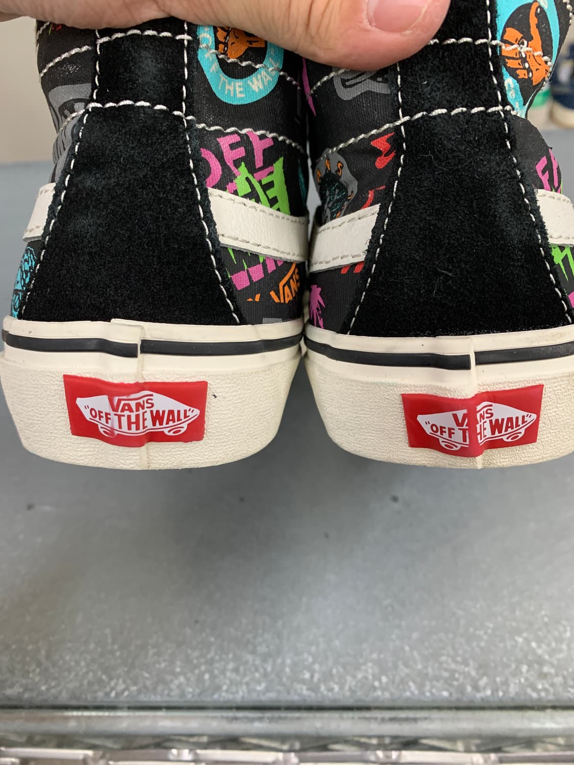 반스 스케이트 하이 138 디콘 V66 블랙 멀티 250 상품이미지4