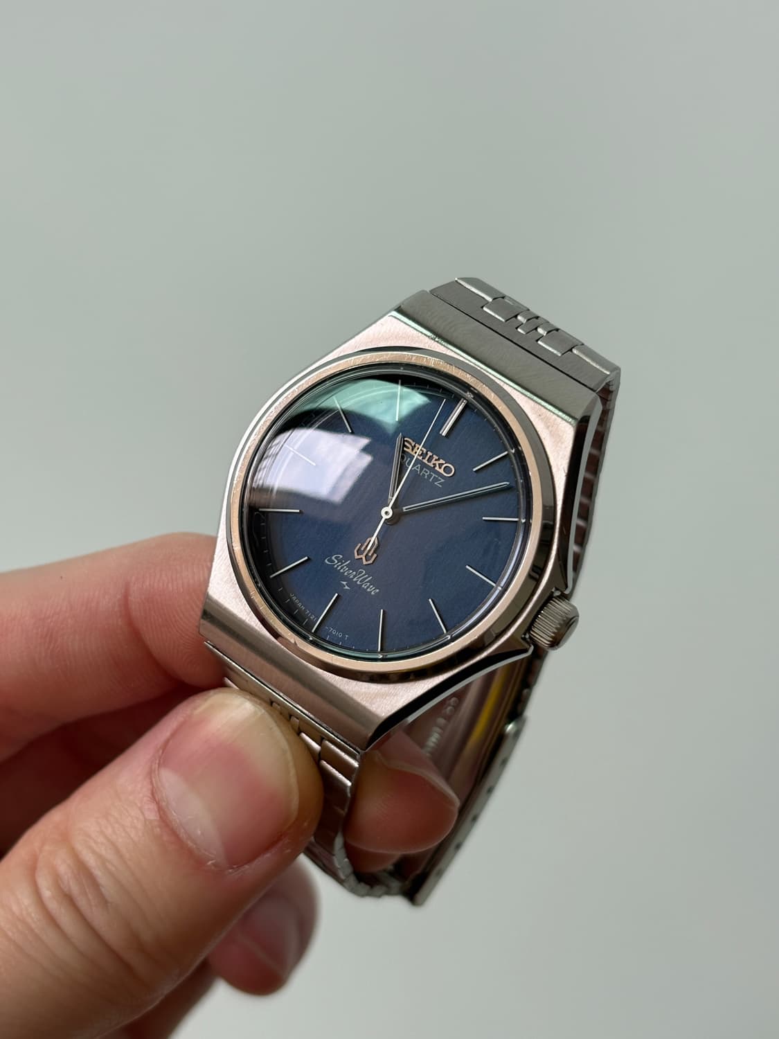 세이코 1980년대 Silverwave 네이비 다이얼 실버 쿼츠 남성 상품이미지1