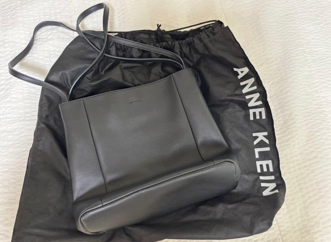 앤클라인 블랙 토트백 상품이미지1