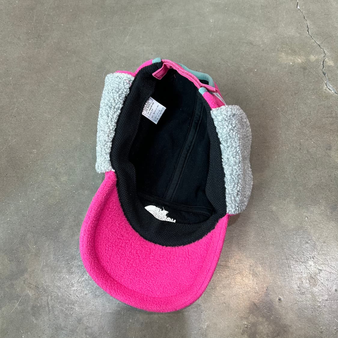 노스페이스 핑크 플리스 이어플랩 캡 상품이미지3