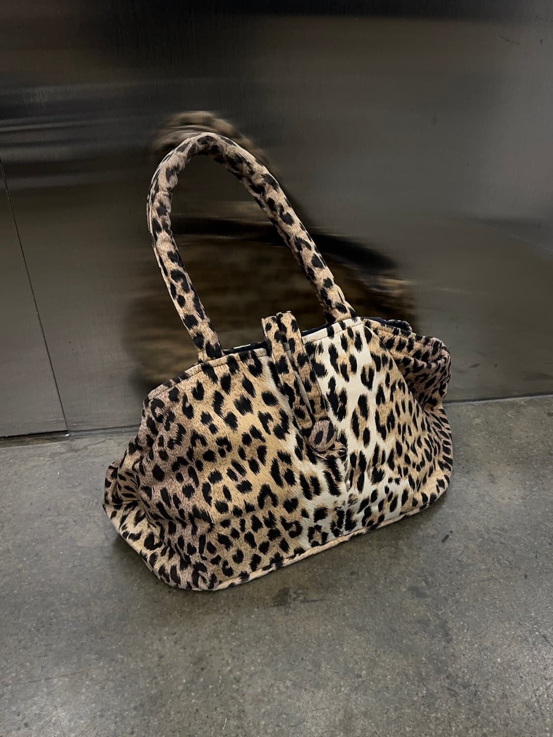Leopard shoulder bag 상품이미지1