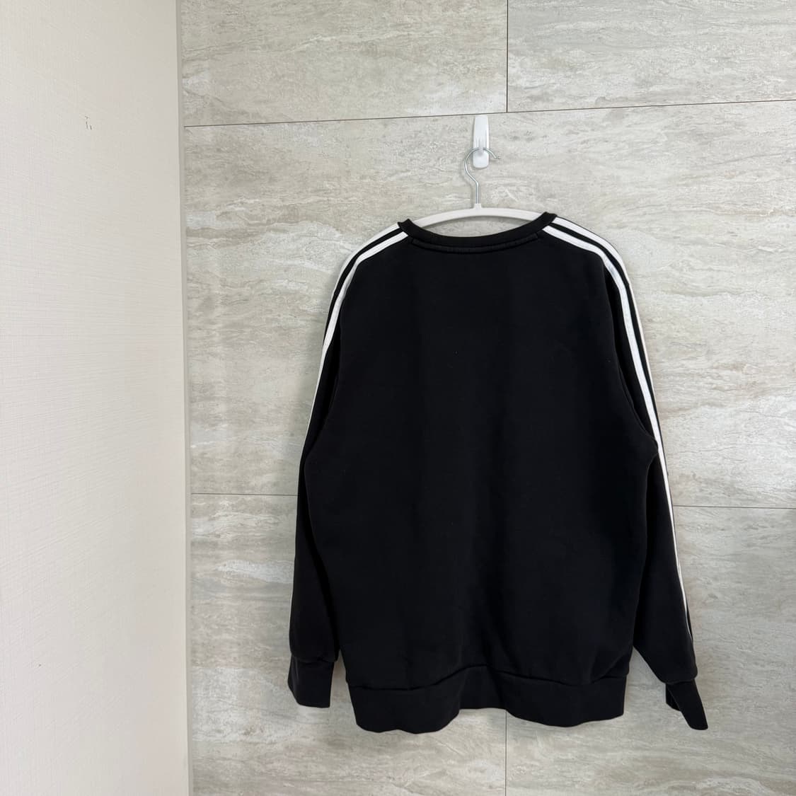 아디다스 맨투맨 상품이미지3