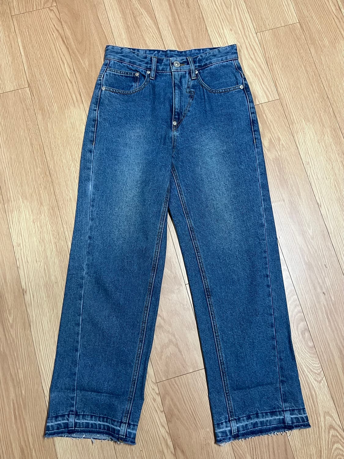 푸시버튼 롤업 데님팬츠 상품이미지3