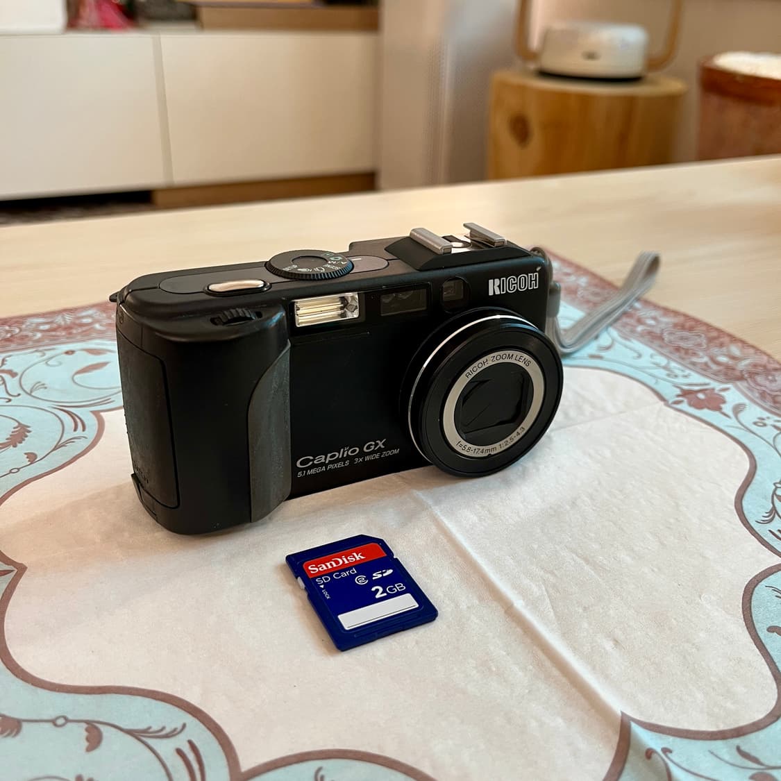 Ricoh(리코) Caplio GX 카메라 + SAMSUNG RE280X 상품이미지2