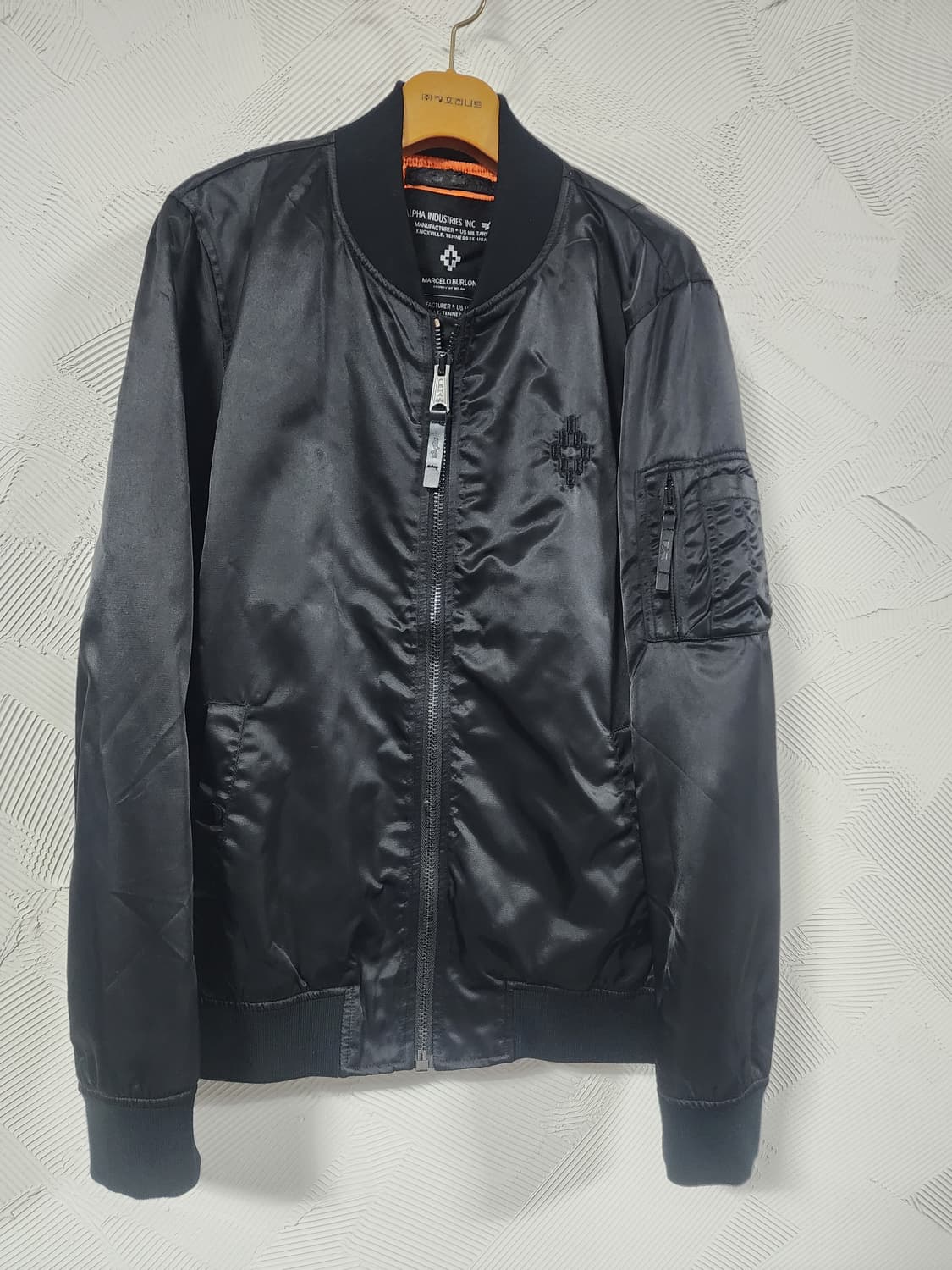 마르셀로불론 알파인더스트리 콜라보 블랙 봄버 자켓 상품이미지1