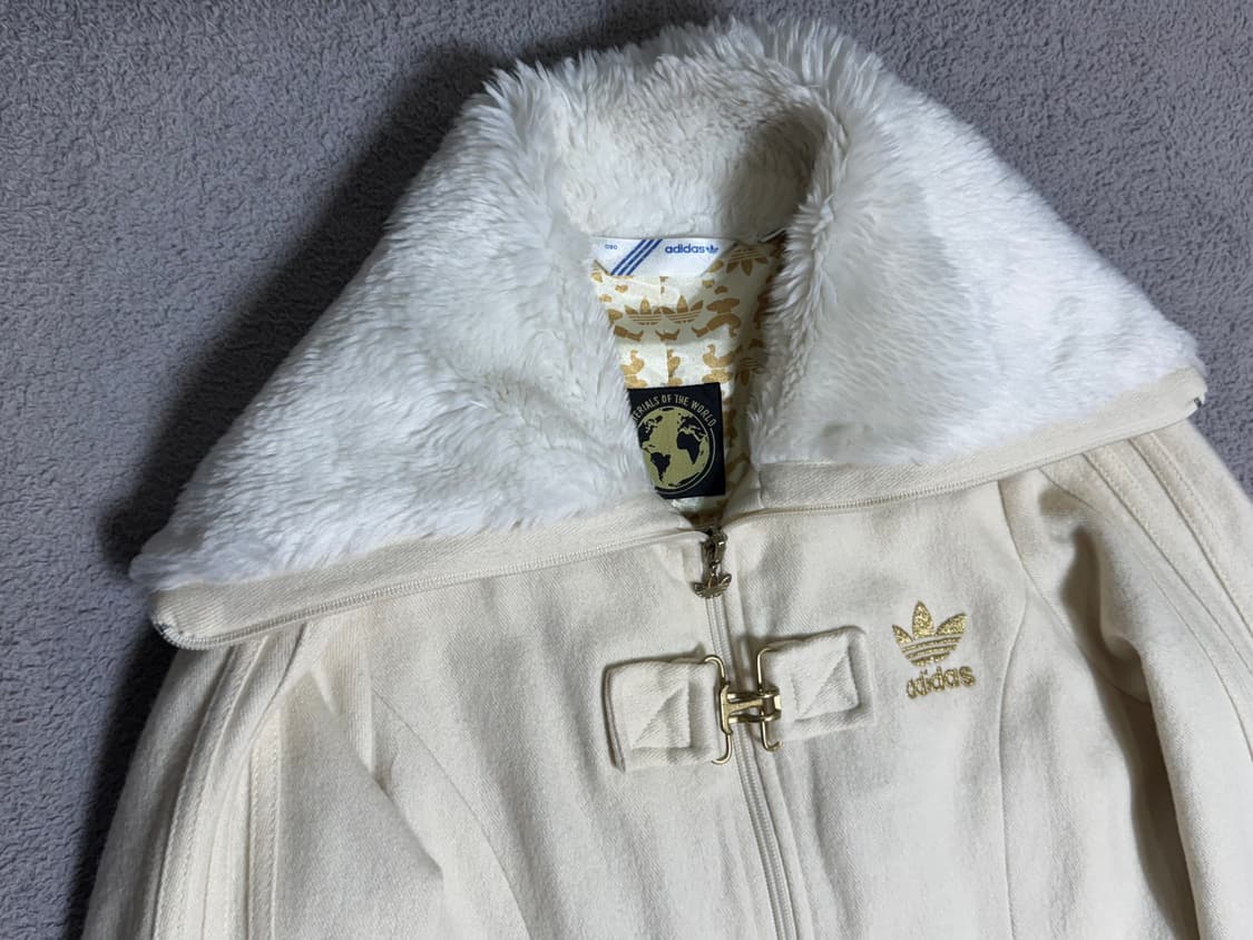 아디다스 Y2K 보아털 금장 버클 원피스 코트자켓 중디다스  상품이미지4