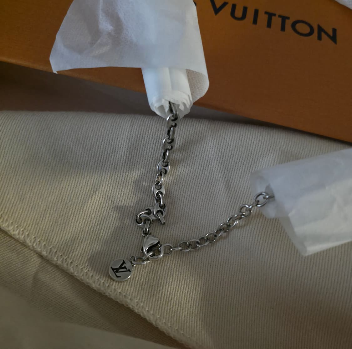 [새상품] 루이비통 세일러 목걸이 판매 합니다 상품이미지2