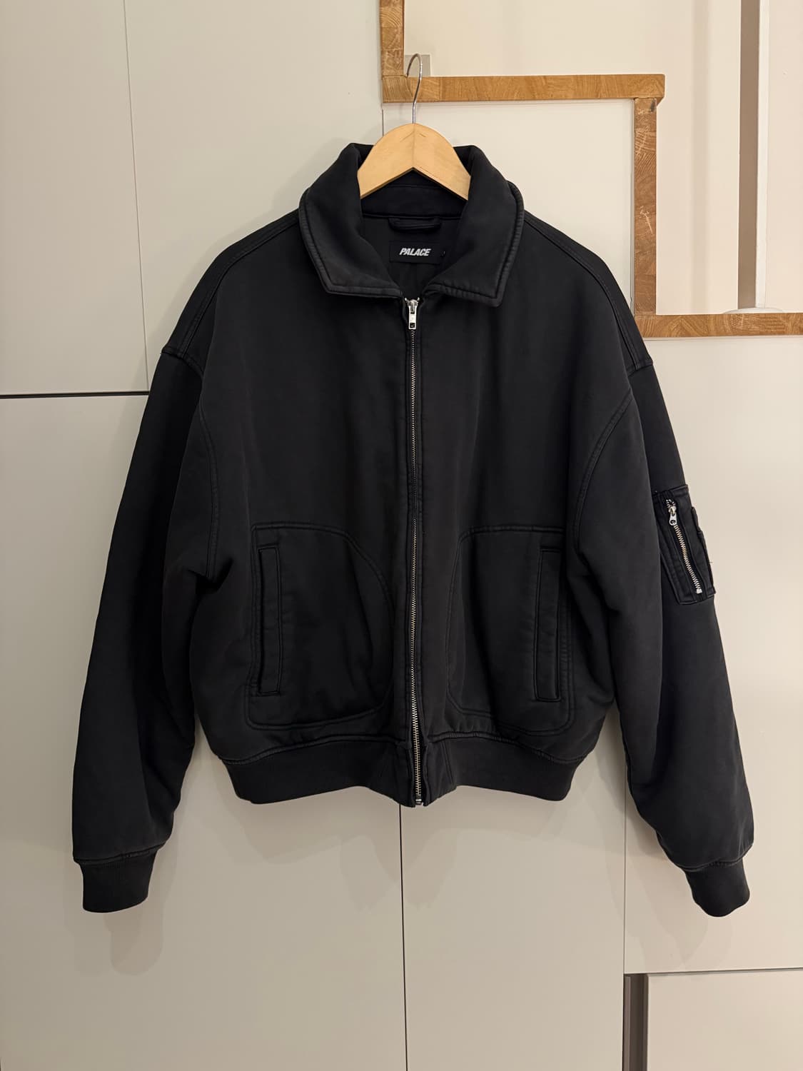 palace 팔라스 봄버 점퍼 M사이즈 상품이미지1