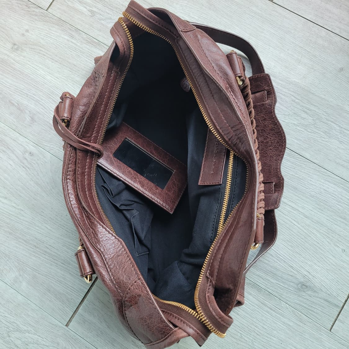 Balenciaga 발렌시아가 자이언트 모터백 상품이미지2