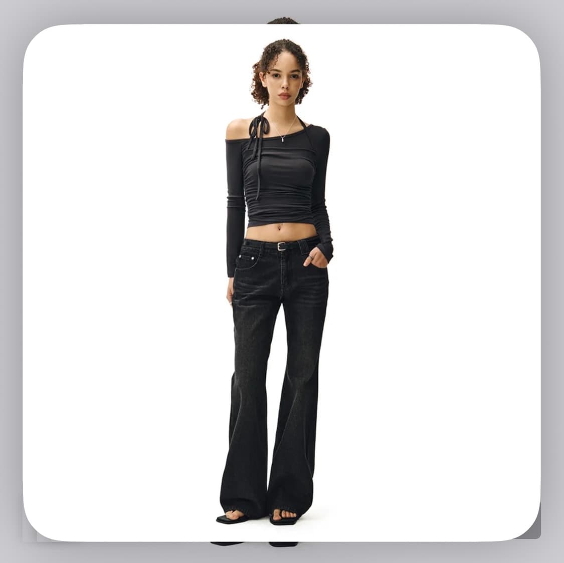 Signature Low Rise Semi Flared Jeans  상품이미지1