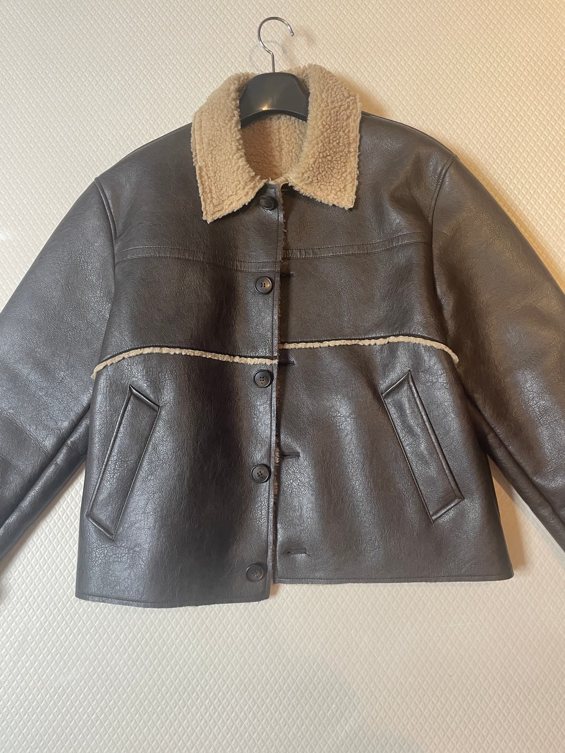 아르반 크롭 무스탕 자켓 새상품 상품이미지7