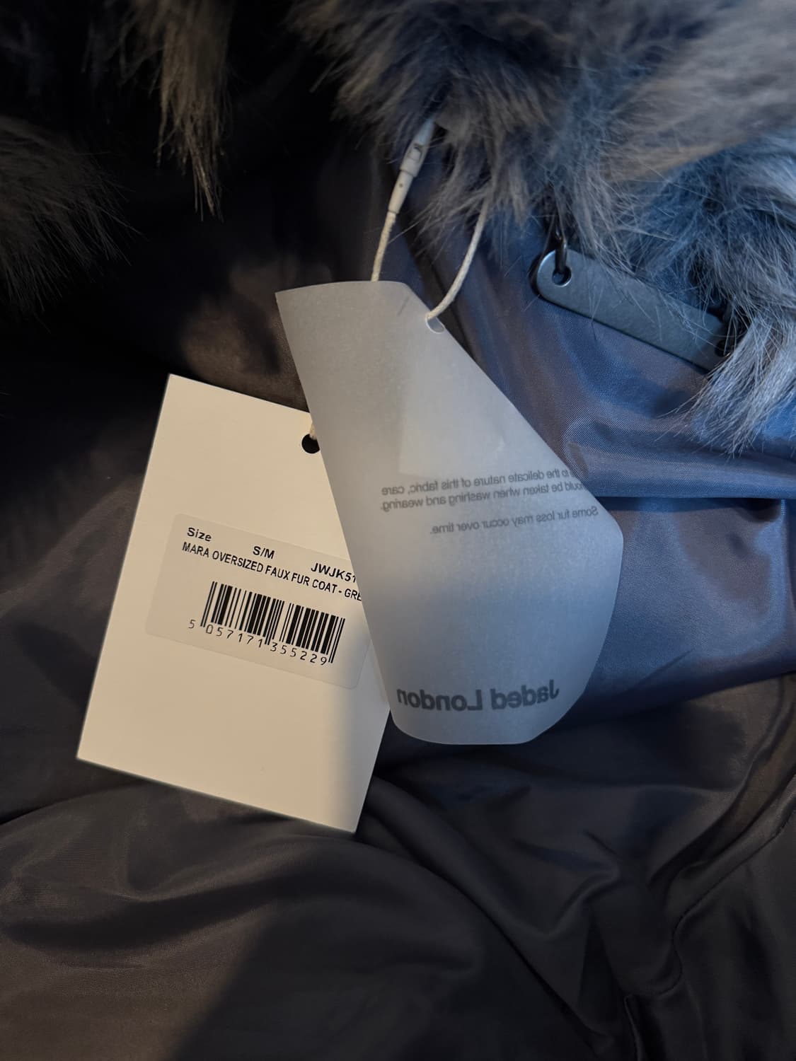 제이디드 런던 Oversized Faux Fur Coat 상품이미지3