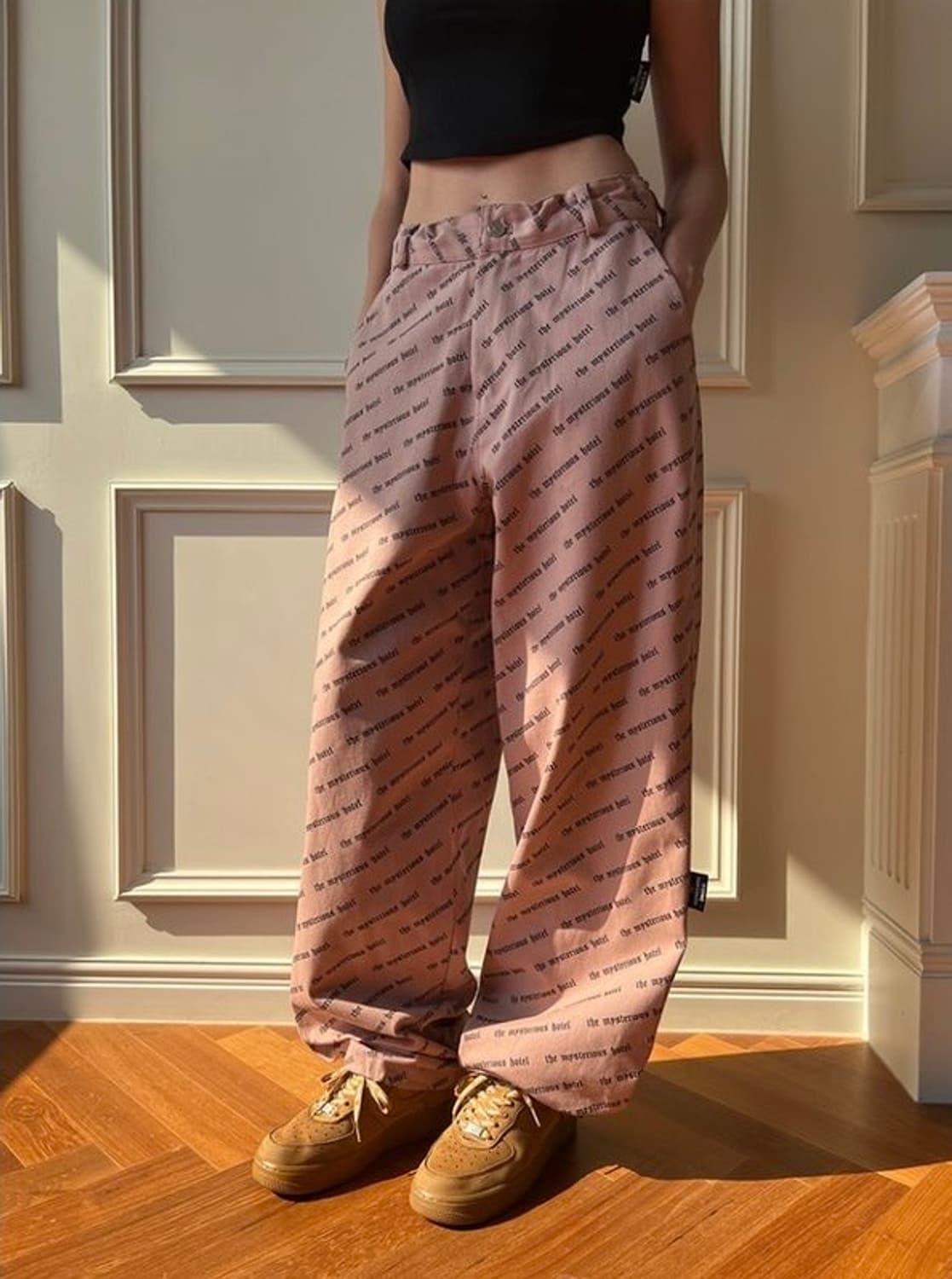 미스테리어스호텔 풀 로고 워크팬츠 핑크 상품이미지1