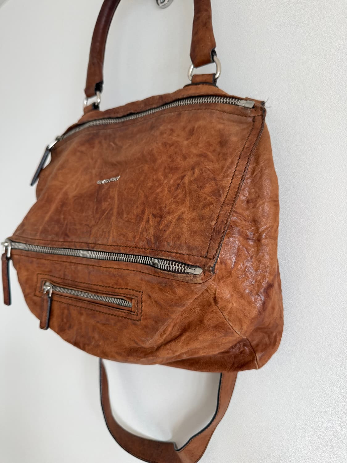 지방시(GIVENCHY) 레더 판도라백 상품이미지3