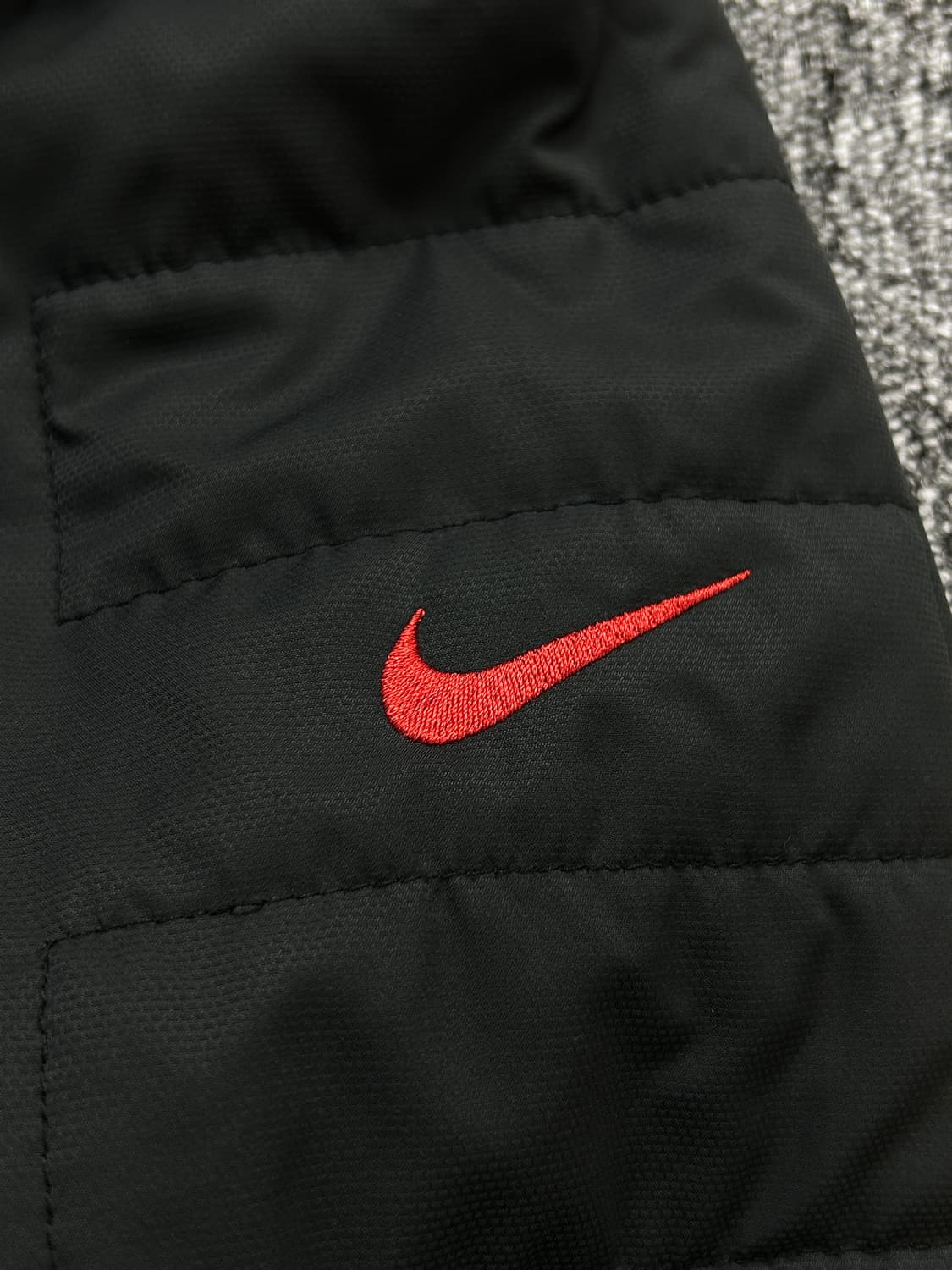 나이키 암스우시 누빔 경량 패딩 L  상품이미지4