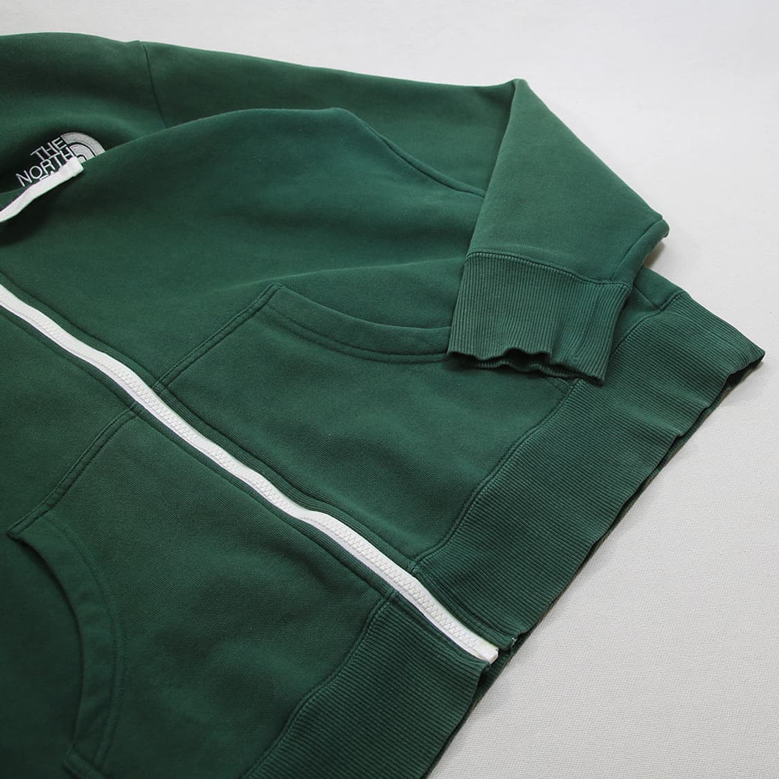 (착용컷) 노스페이스 스웻 후드 집업 자켓 (남성용 M) 상품이미지6