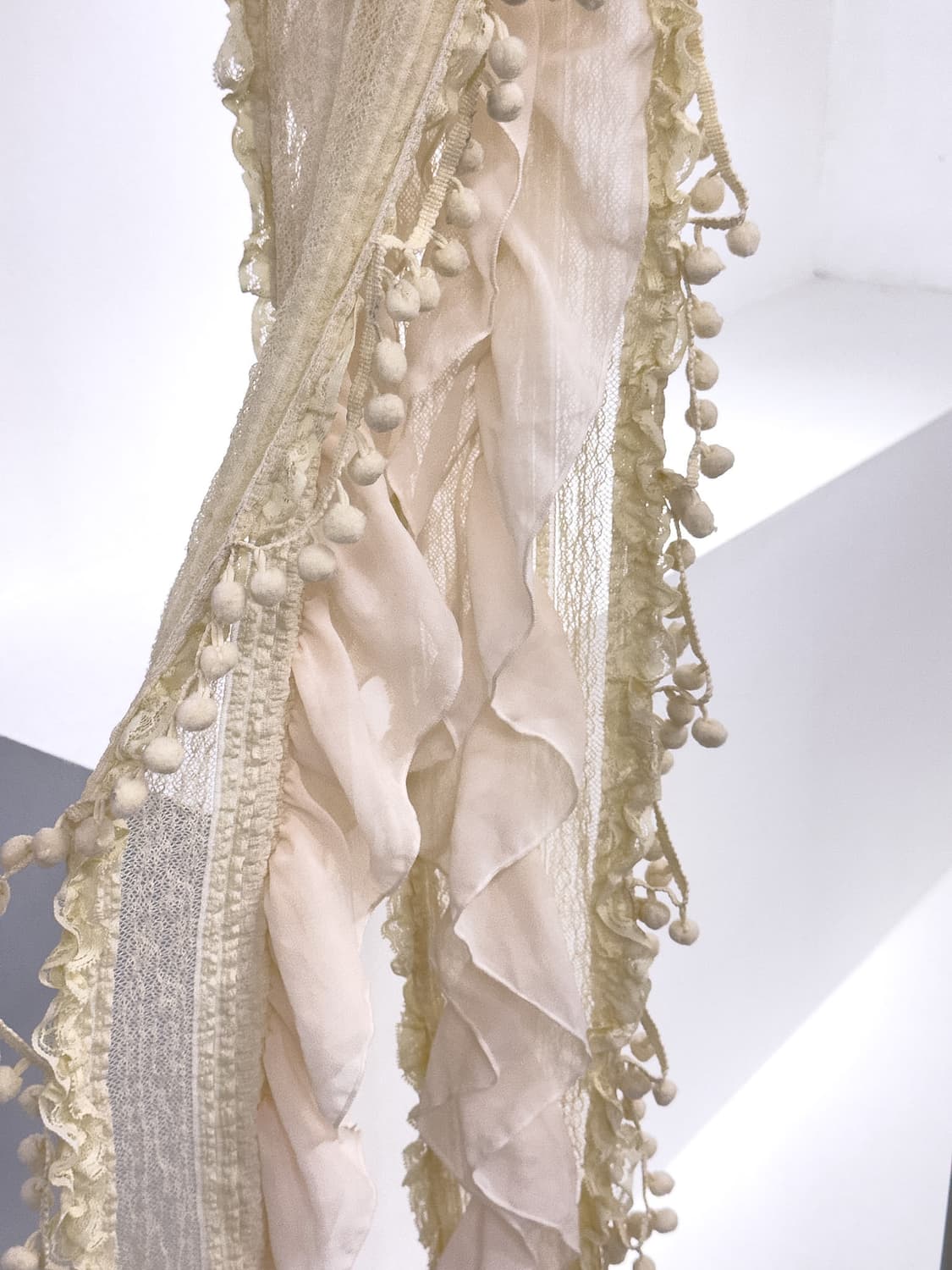 axes femme 레이스 머플러 상품이미지4