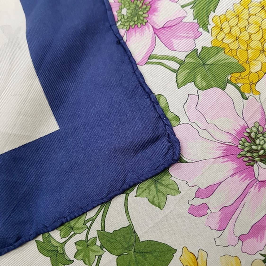 Christian Dior 크리스찬 디올 실크 스카프 상품이미지5