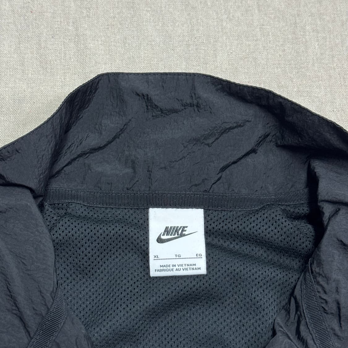 나이키 나일론 블랙스우시 빅로고 바람막이 XL 상품이미지4
