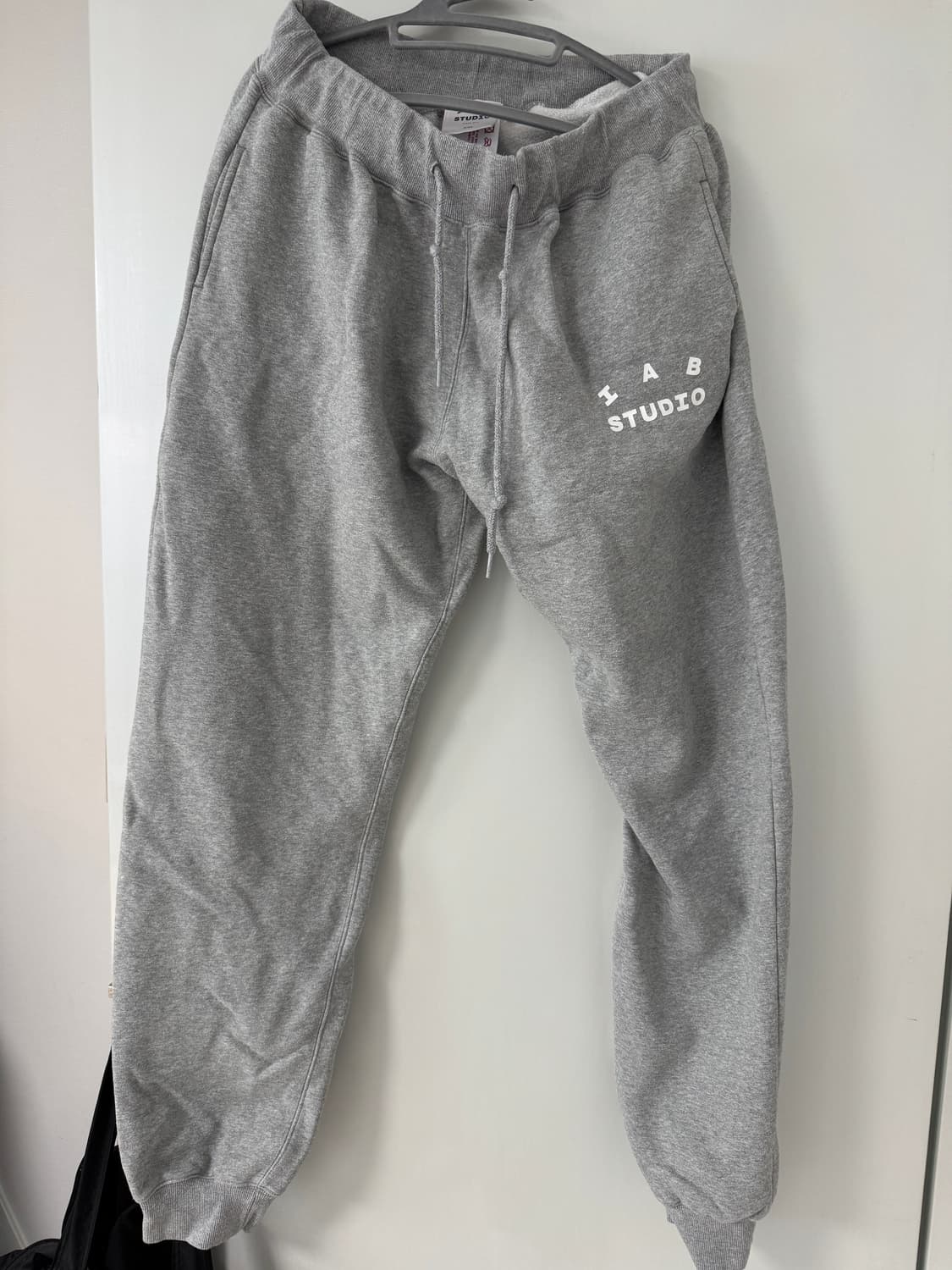 아이앱 스튜디오 스웻팬츠 상품이미지1