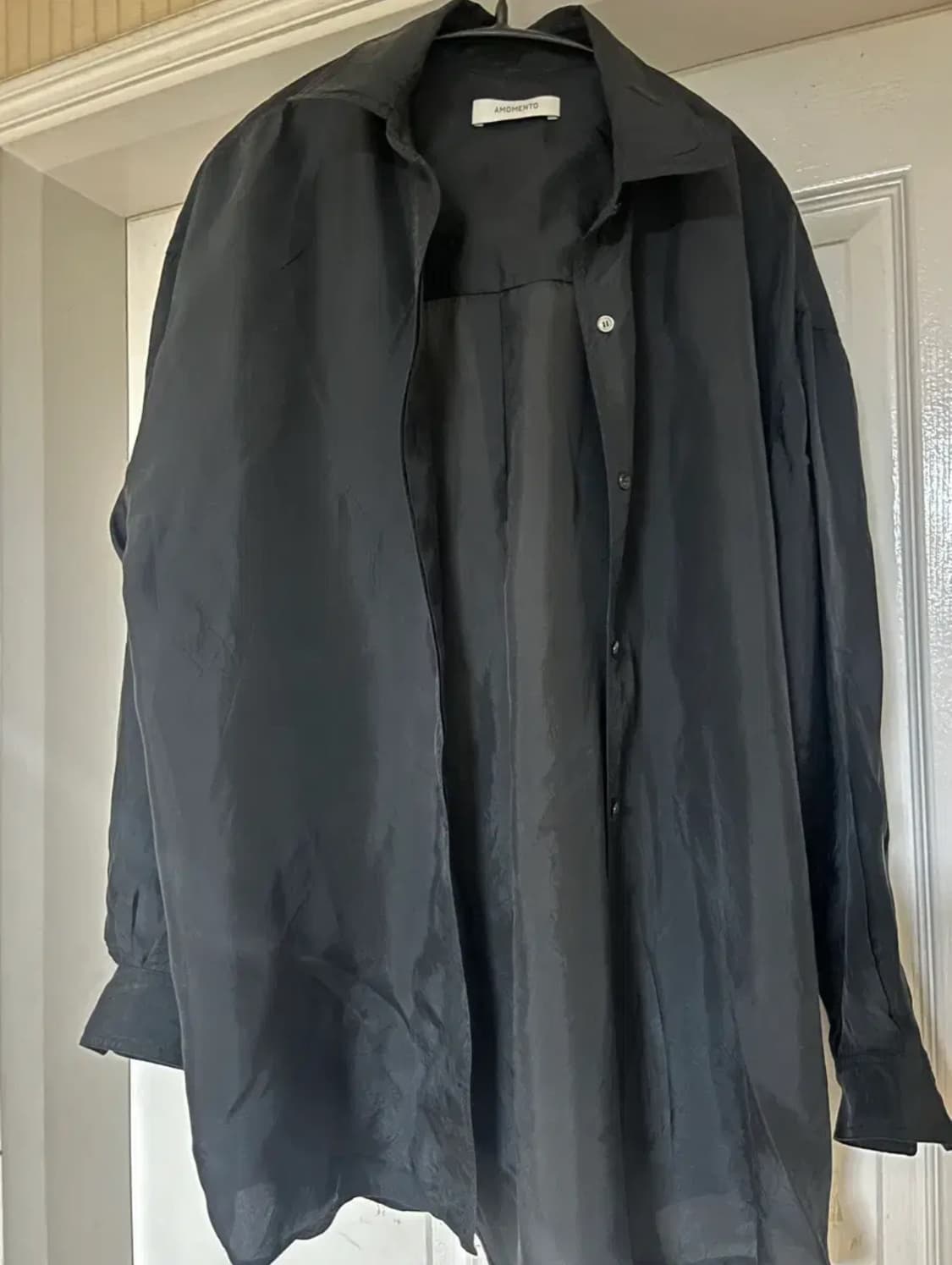 아모멘토 AMOMENTO 큐프라 실키 셔츠 블랙 상품이미지2