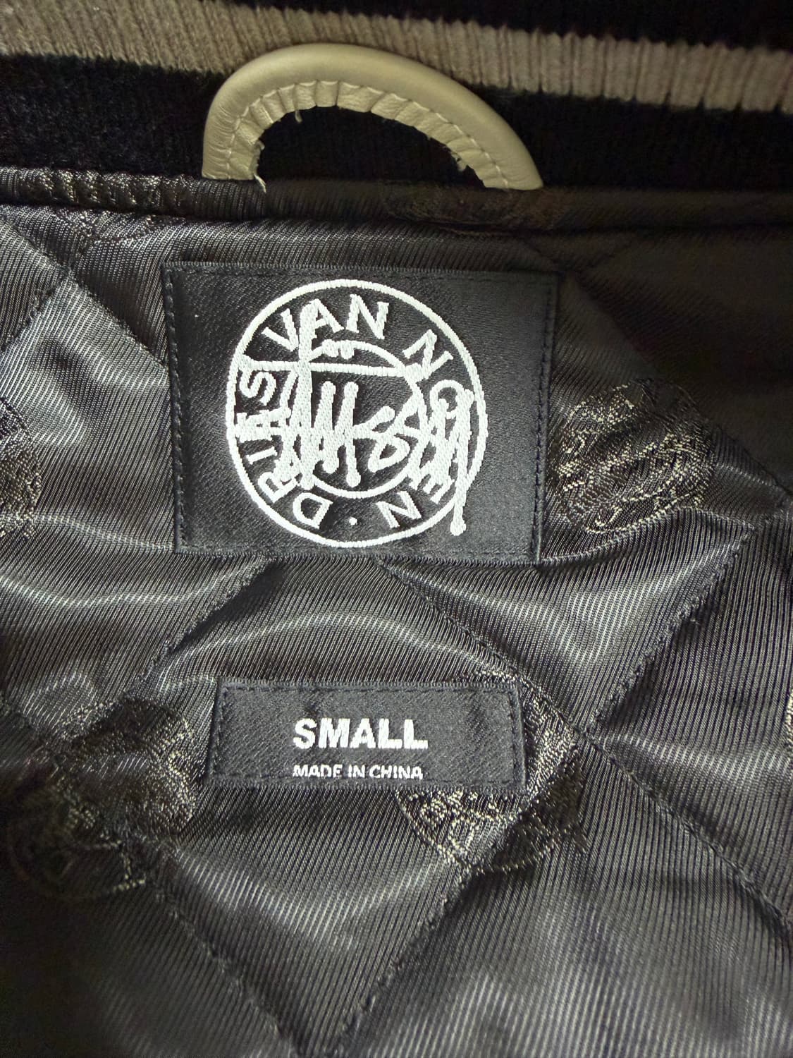 스투시 x 드리스 반 노튼 바시티 자켓 블랙 S 상품이미지8