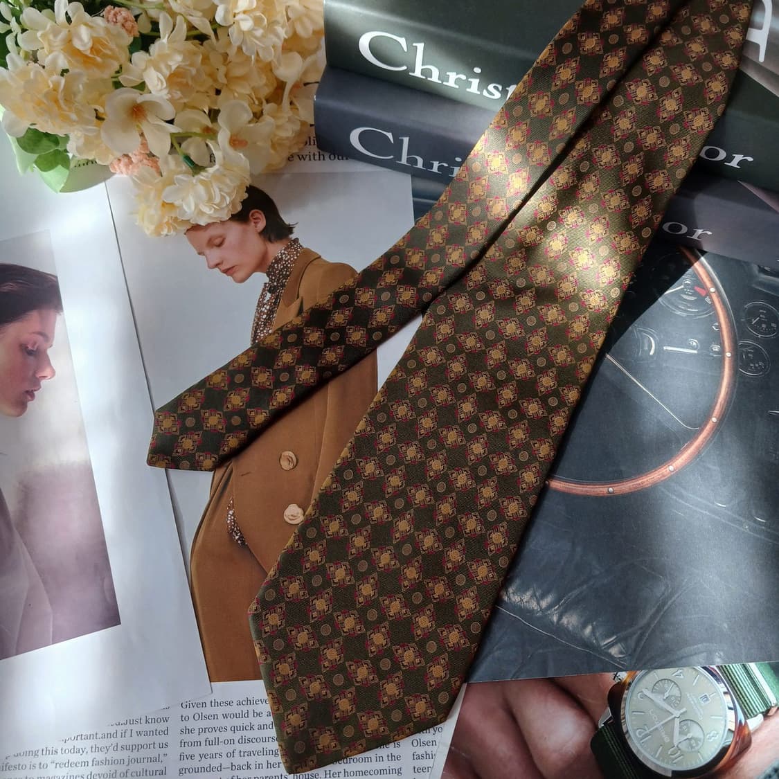 디올 실크 카키브라운 패턴 넥타이 9.5cm A+등급 A19331
 상품이미지5