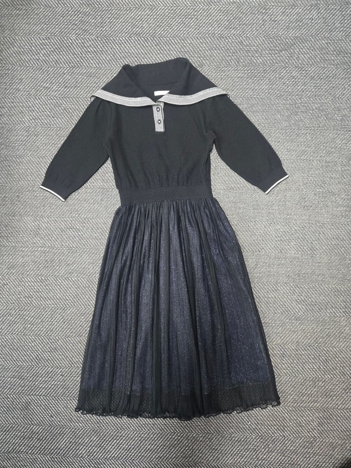 잇미샤 니트 블록 원피스 세일러 플리츠 원피스 상품이미지1