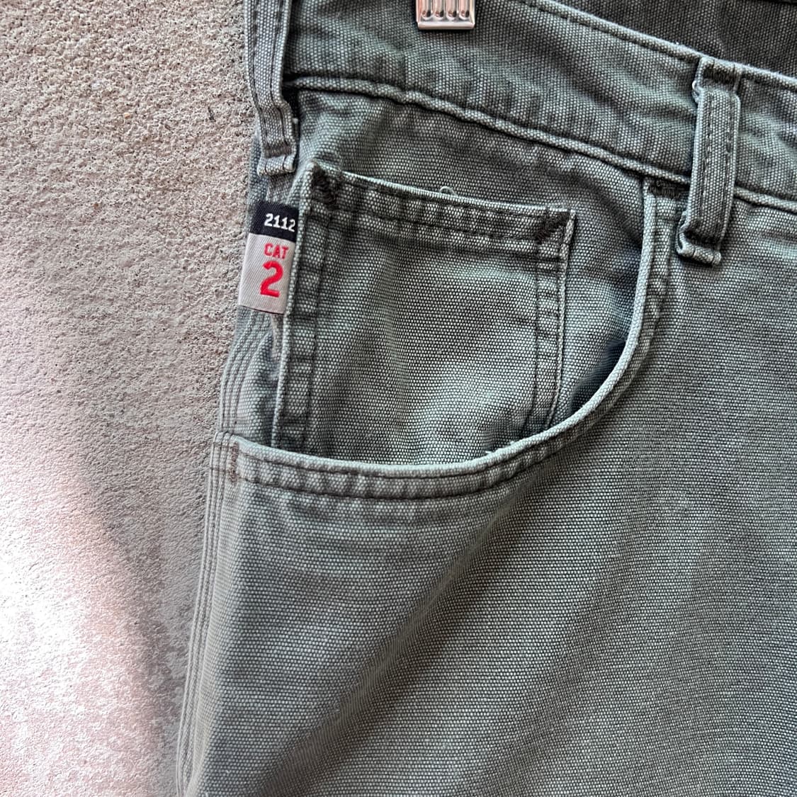 칼하트 FR CAT2 워크 팬츠 모스그린 상품이미지3