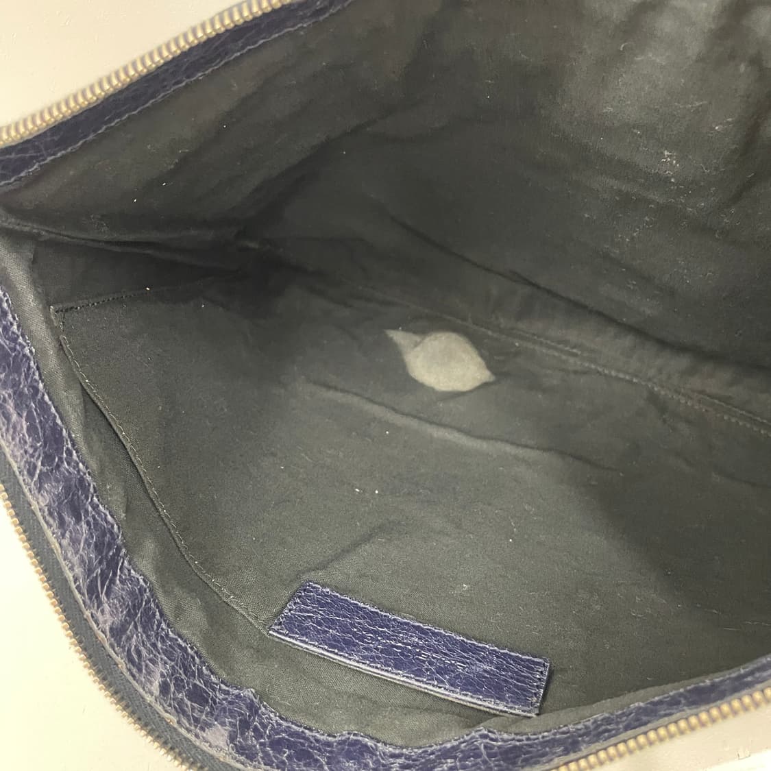 발렌시아가 네이비 레더 클러치 상품이미지5