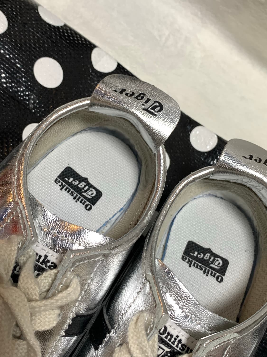 오니츠카타이거 멕시코66 실버블랙 상품이미지2