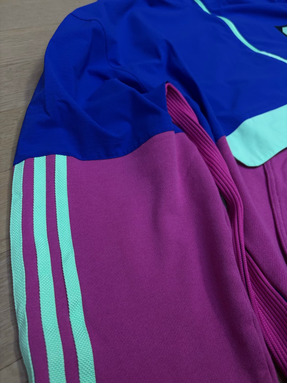 아디다스 아디크로스 아노락 상품이미지10