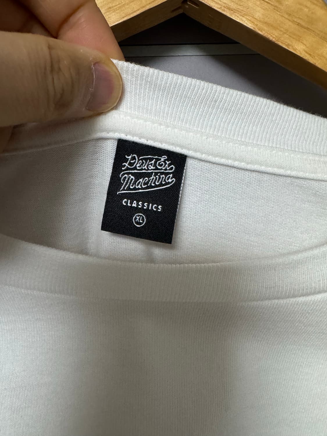 데우스 엑스 마키나 서울 XL 롱슬리브 상품이미지5