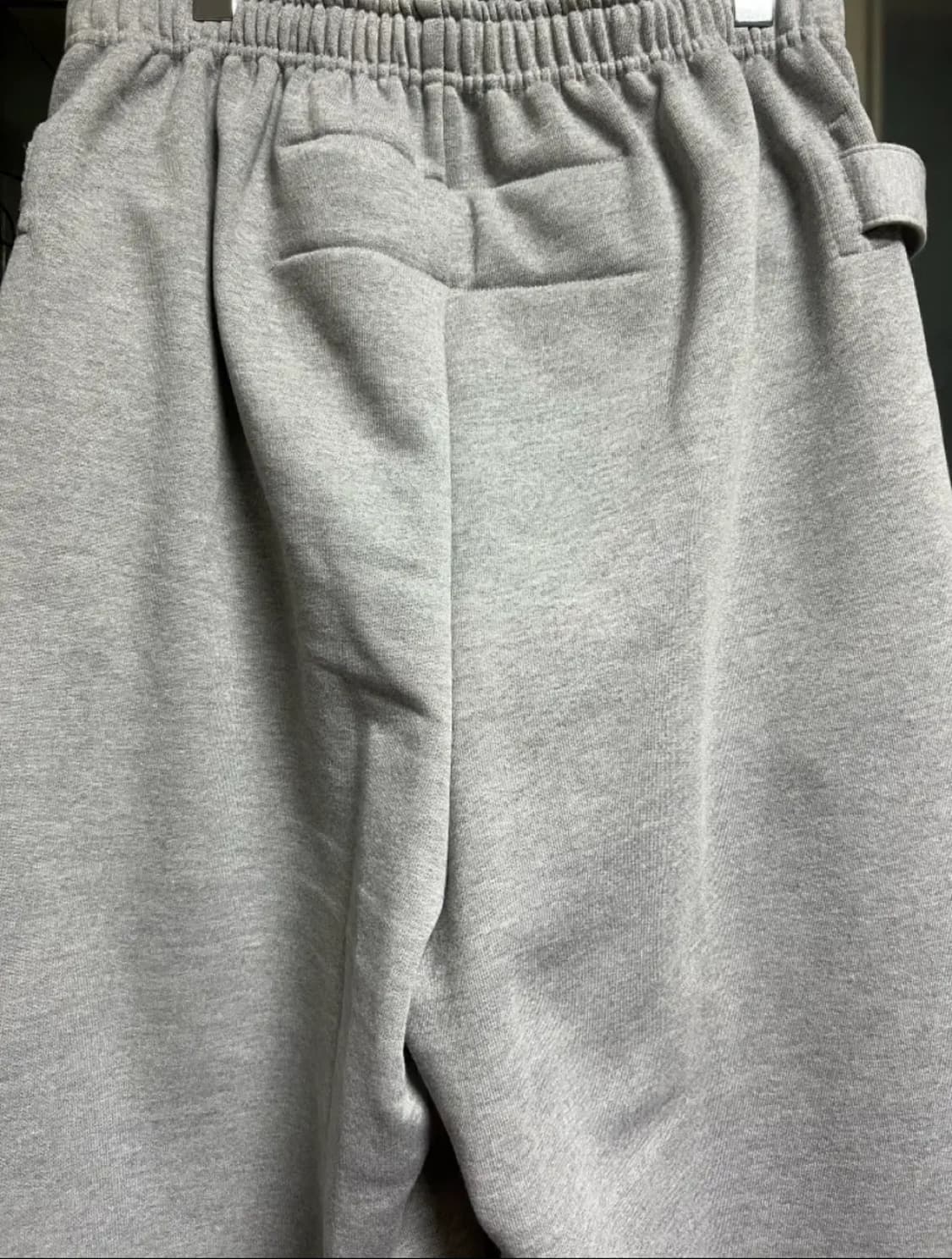 [OS] MJD x 코인 서울 벨티드 헤비 스웨트 배기 팬츠 멜란지 그레 상품이미지4