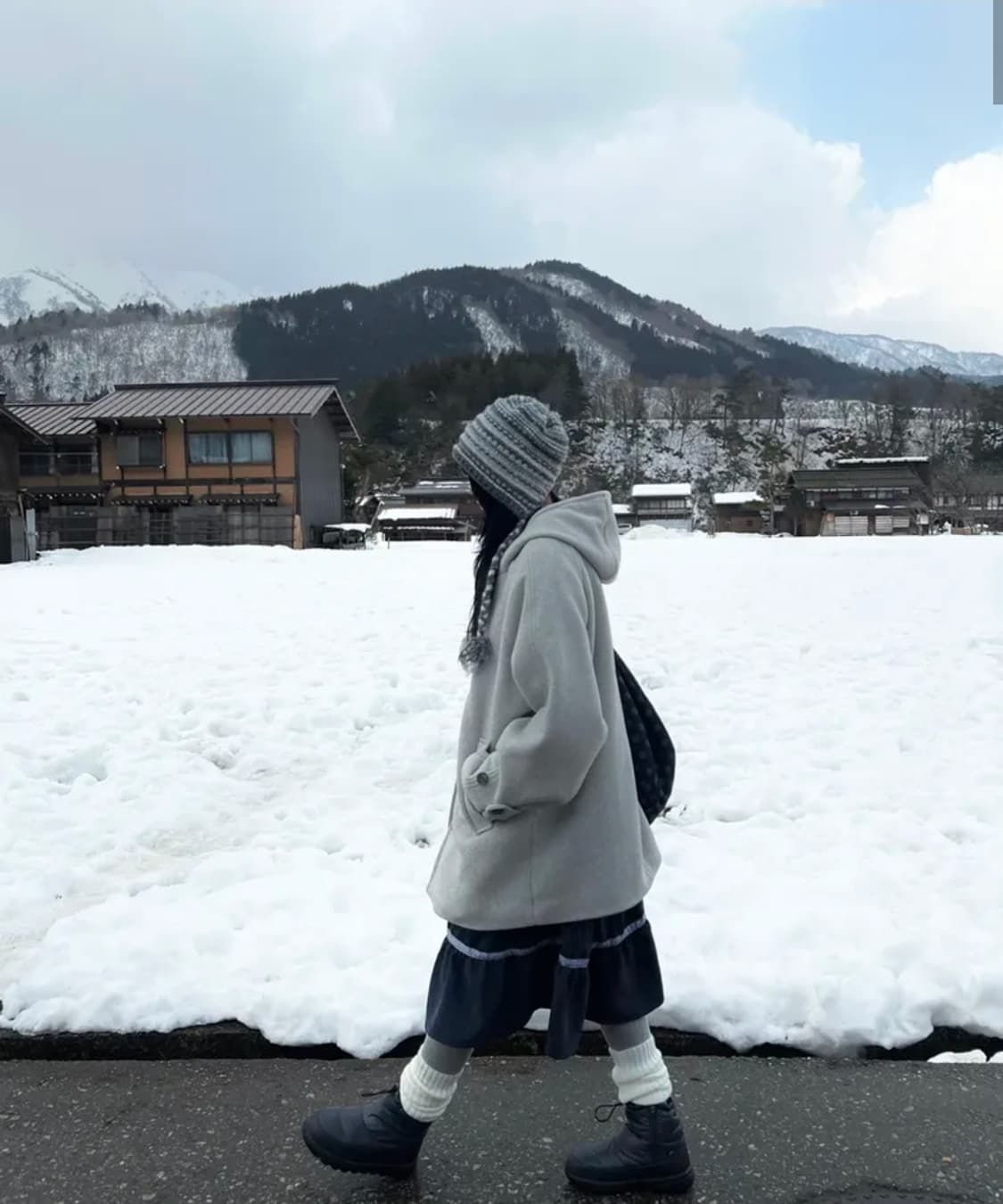 신품급_오피쉬 리치 울 하프코트(프리사이즈) 상품이미지2