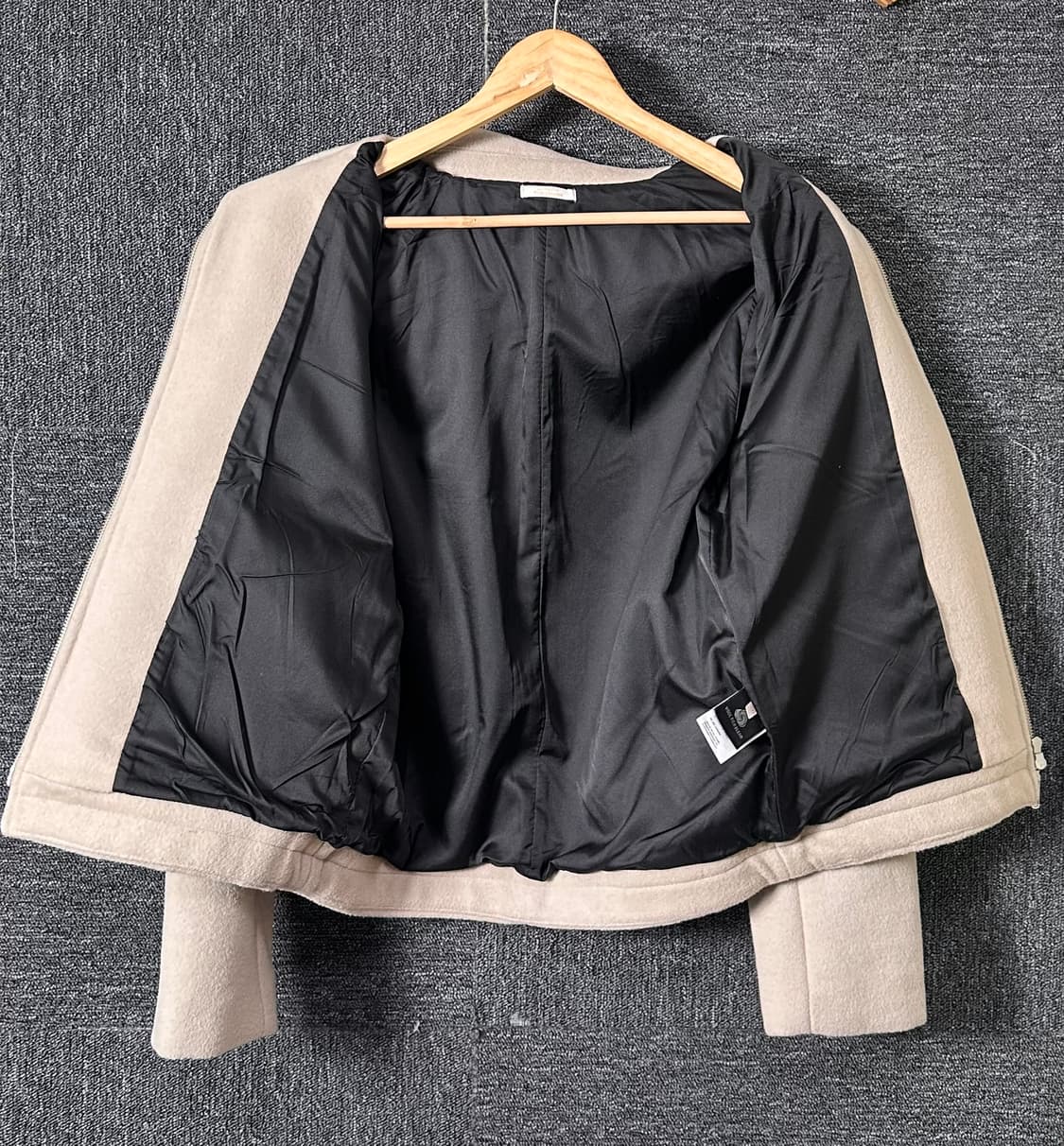 The Unold 크롭 모 자켓 아이보리 상품이미지5