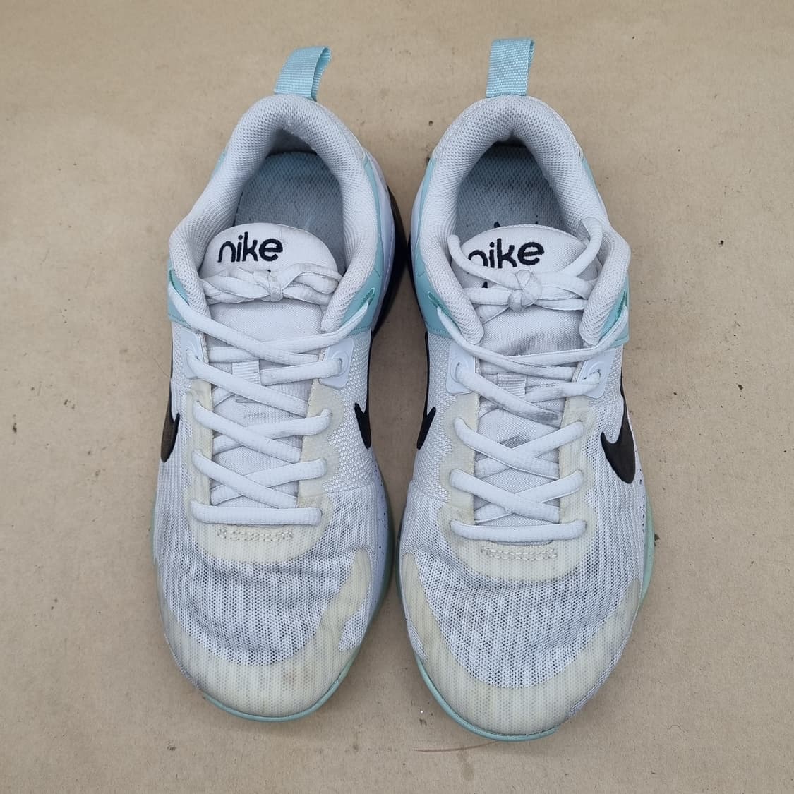 나이키 줌벨라 6 여성운동화 230 상품이미지2