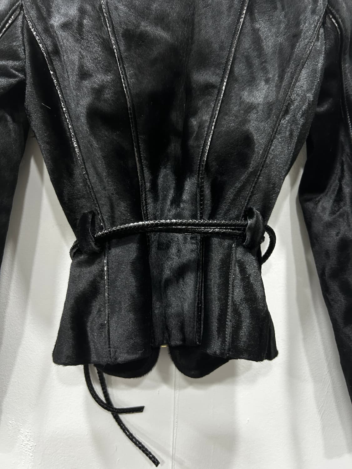 구찌 소가죽 실크 벨티드 집업 자켓 38사이즈 xs 상품이미지5