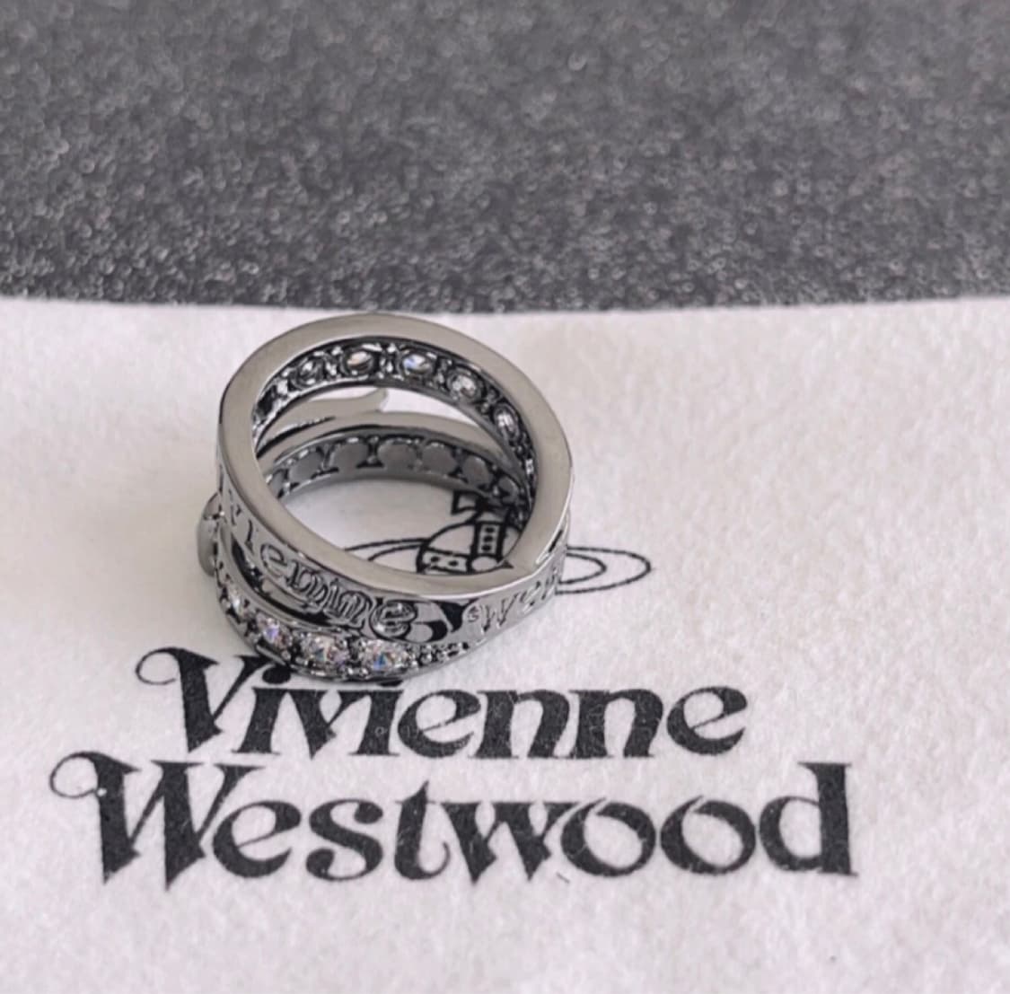 비비안웨스트우드 아카이브 크리스탈 큐빅 2단 벨트링 상품이미지3