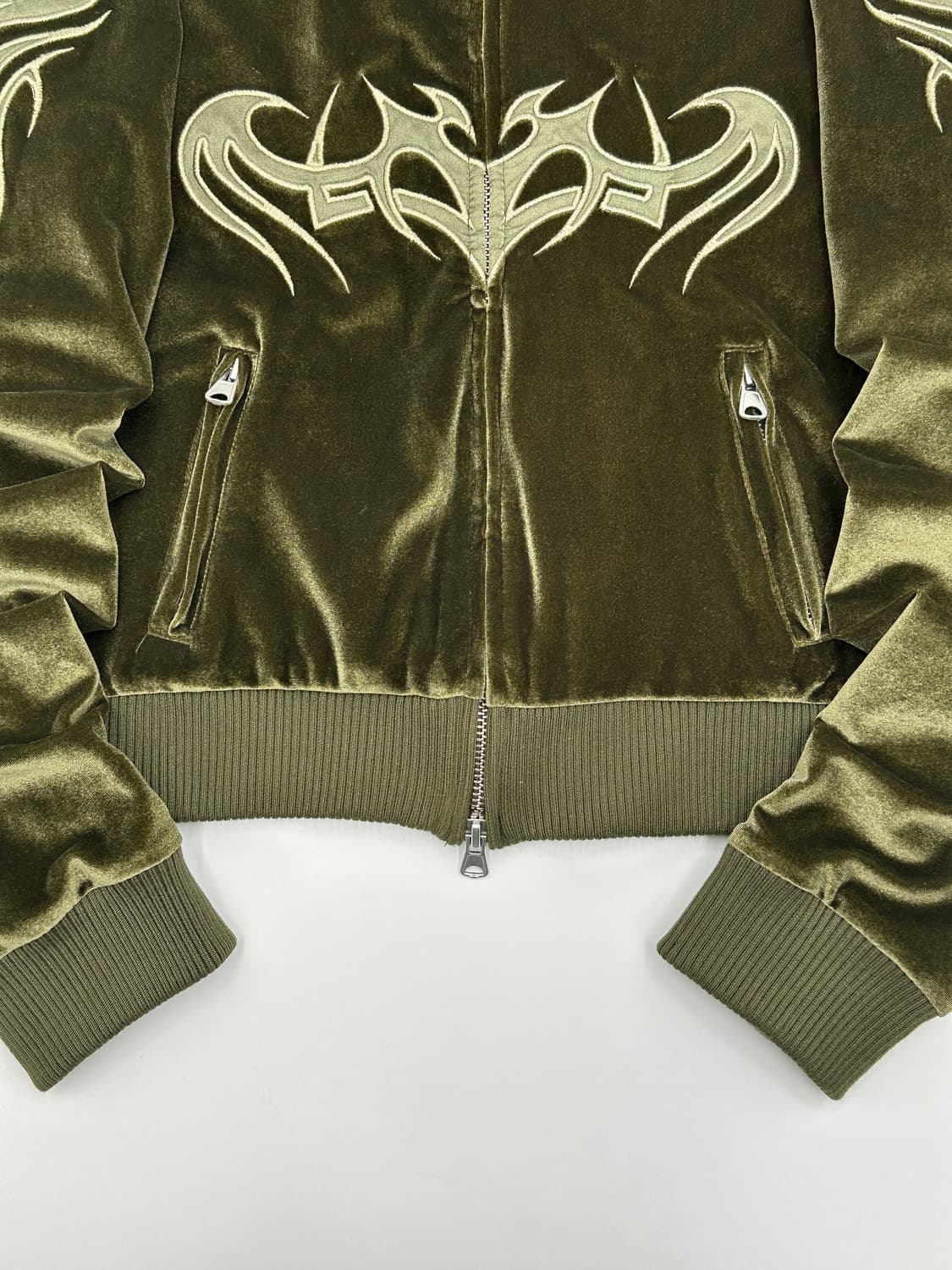 배드블러드 벨벳 져지 집업 상품이미지3