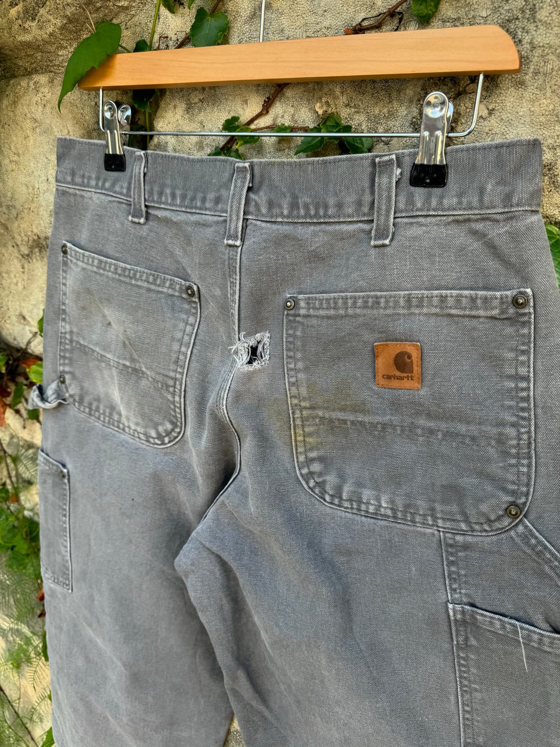 칼하트 b136 gvl distressed 더블니 워크 팬츠 32 상품이미지4