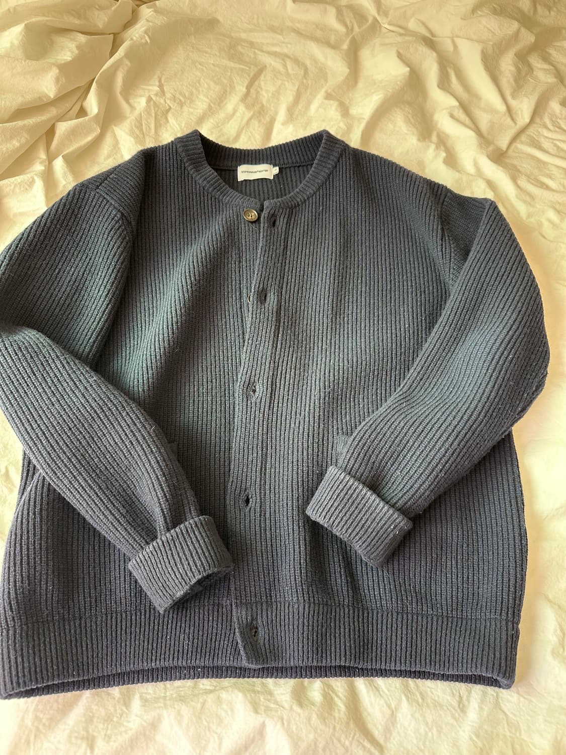 L) 에스피오나지 밀러 헤비웨이트 니트 가디건 팝니다 상품이미지4