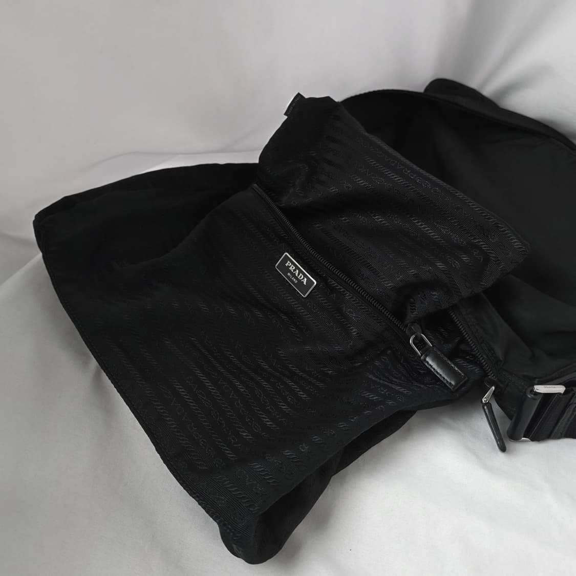 [정품 PRADA] 프라다 투지퍼 나일론 숄더백 크로스백 상품이미지7