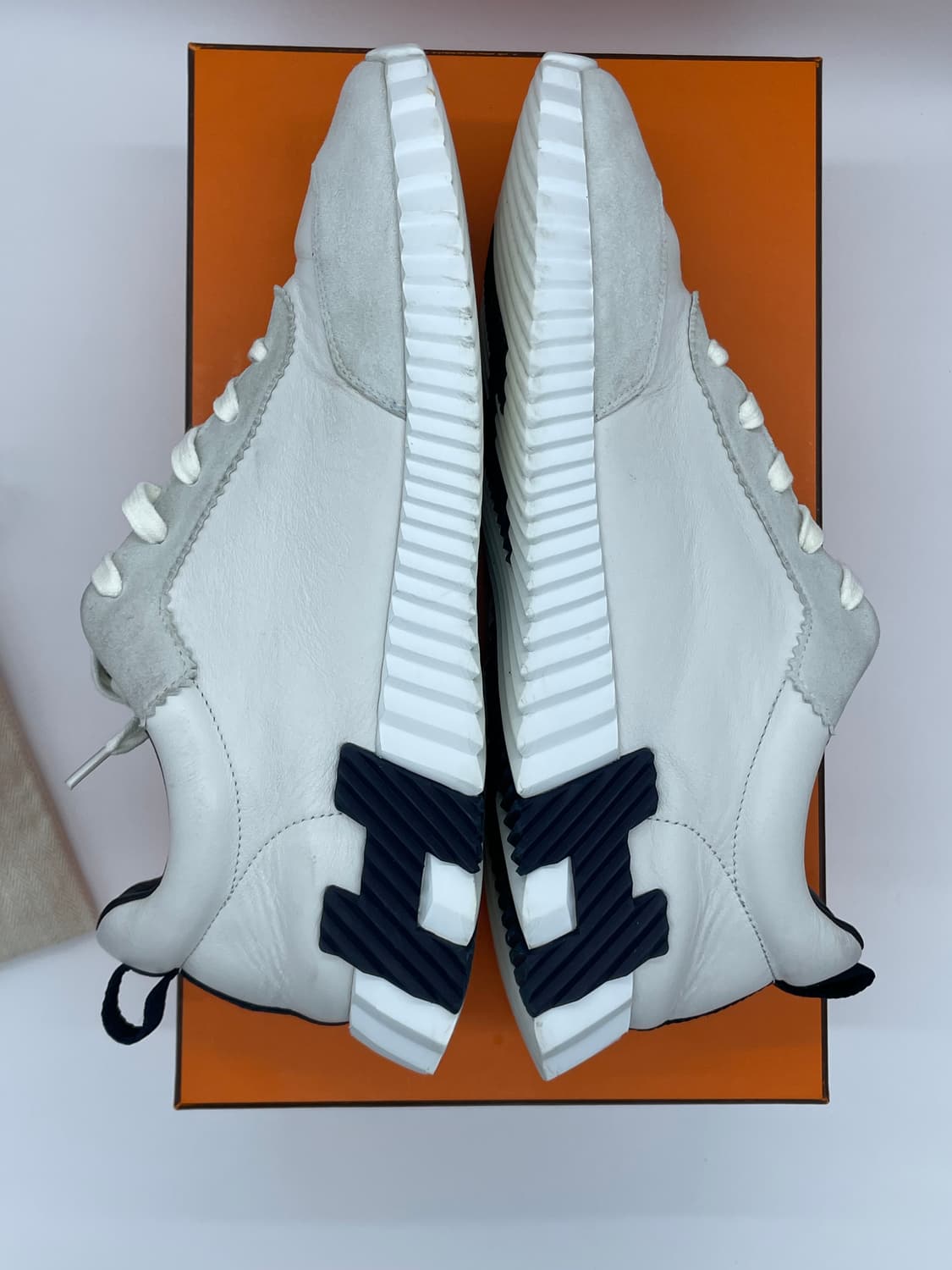 [ 42.5 ] 정품 에르메스 바운싱 블랑 스니커즈 풀구성 상품이미지6