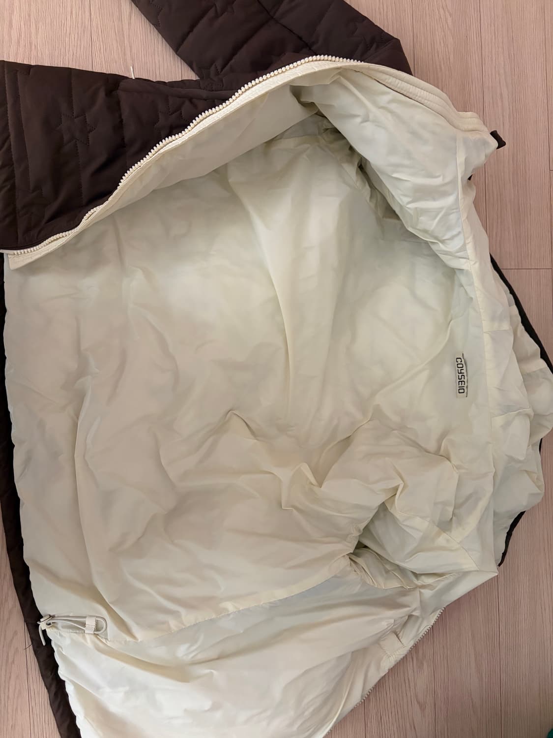 FLUFFY LIGHT PADDED JACKET BROWN 상품이미지3