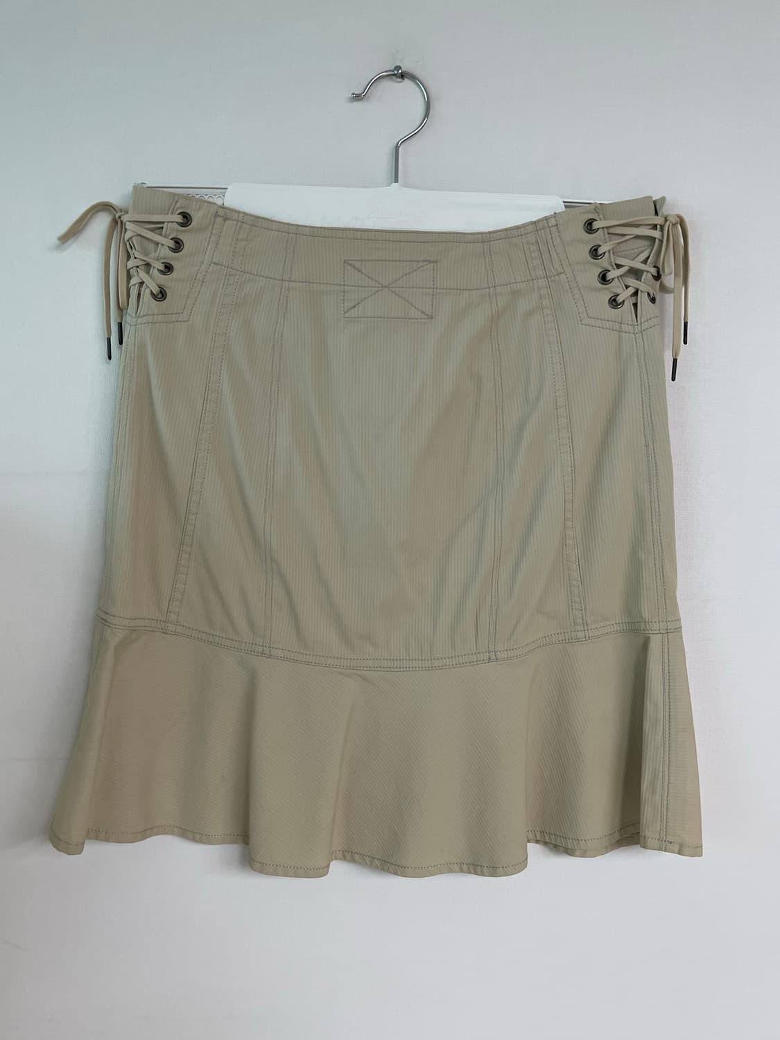 마크제이콥스 베지색 스커트 사이즈 2 상품이미지4