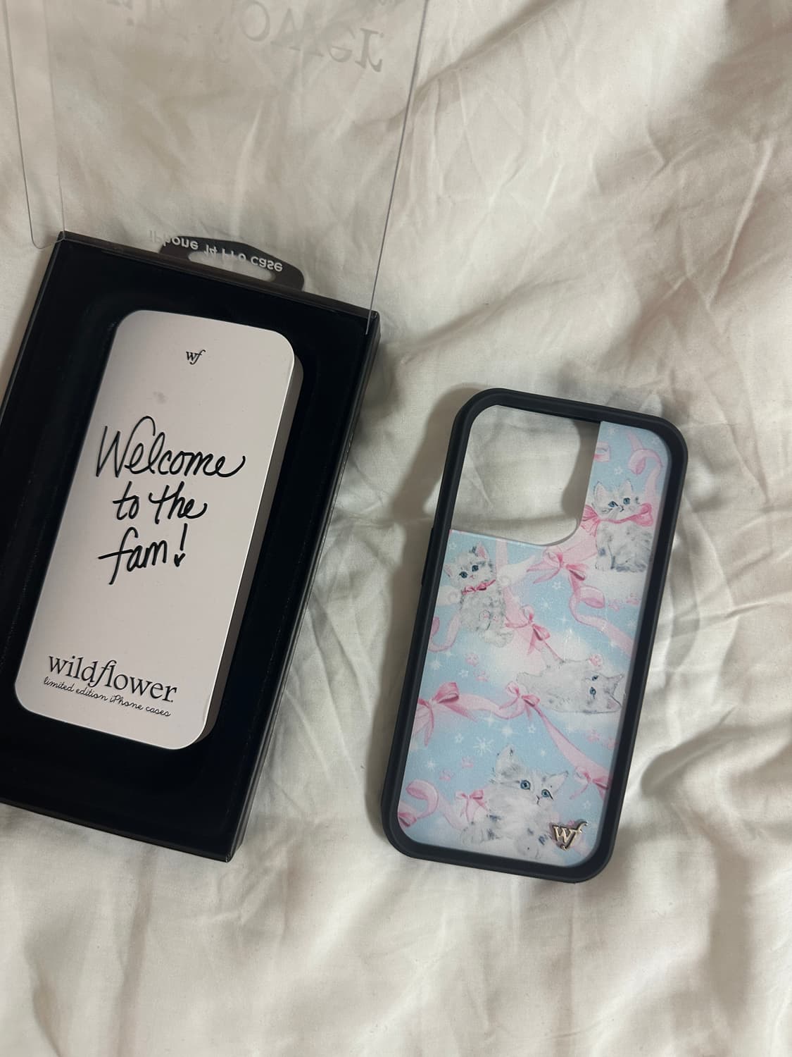 와일드플라워 아이폰 14pro 케이스 상품이미지1